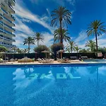 公寓 Skol 521. Fantastic On The Beachfront For Rental. 马尔韦利亚