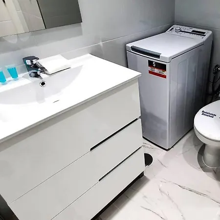 Skol 521. Fantastic On The Beachfront For Rental. Apartment