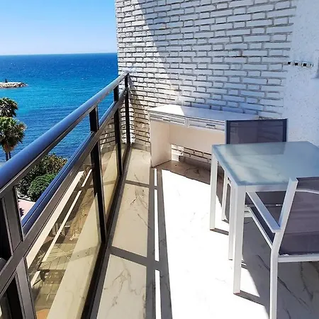 Apartamento Skol 521. Fantastic On The Beachfront For Rental.