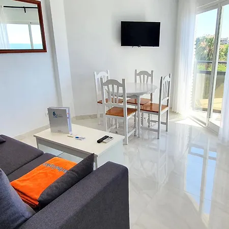 Skol 521. Fantastic On The Beachfront For Rental.