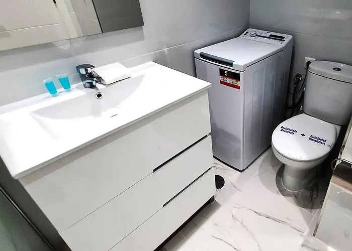 Skol 521. Fantastic On The Beachfront For Rental. شقة