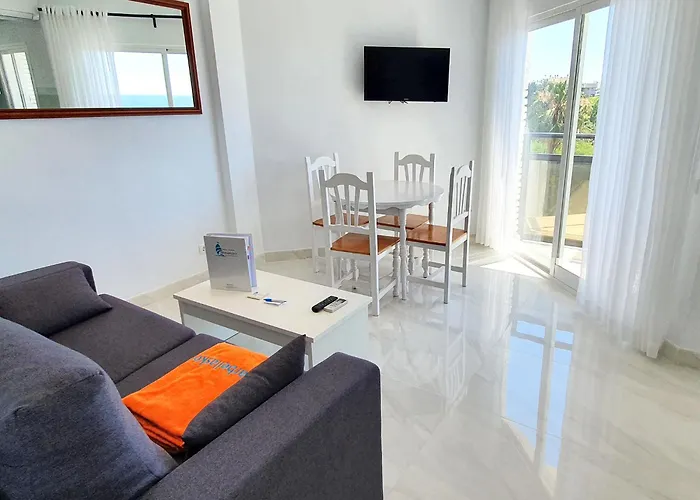 Skol 521. Fantastic On The Beachfront For Rental.