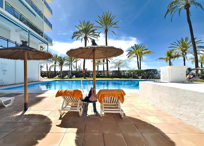 Skol 521. Fantastic On The Beachfront For Rental. Lejlighed Marbella