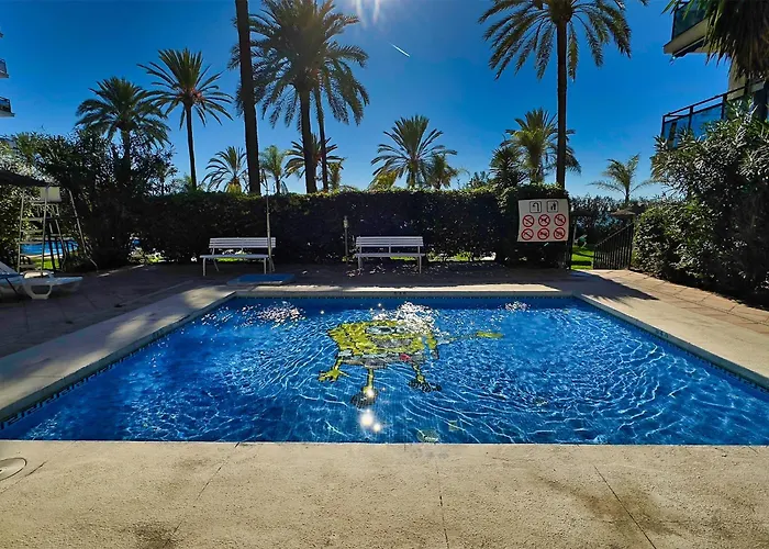 Skol 521. Fantastic On The Beachfront For Rental. アパート マルベーリャ