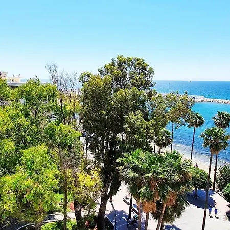 Skol 521. Fantastic On The Beachfront For Rental. *