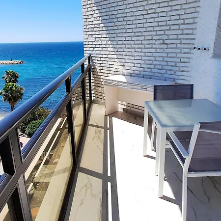 Skol 521. Fantastic On The Beachfront For Rental. דירה