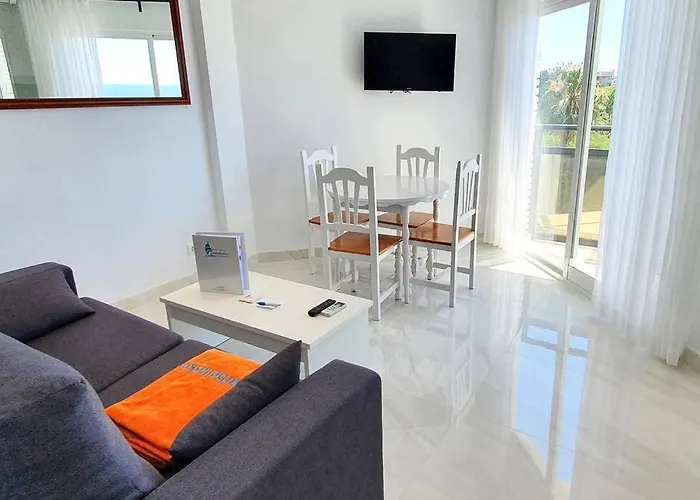 Skol 521. Fantastic On The Beachfront For Rental. Apartament